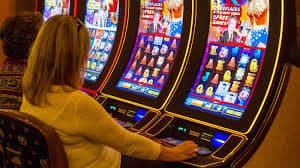 8880 Sportsbook Mobile APP Myanmar ဘောလုံး ကစားသူ